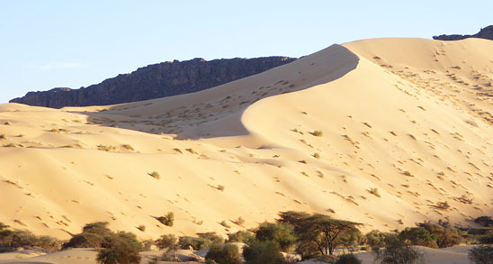 Die grosse Düne von Nouakane im Vallée Blanche