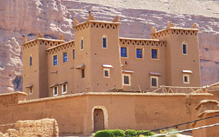 Mehrfamilien Kasbah im Tal von M'Goun, Marokko