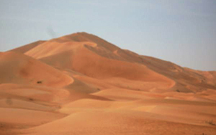 Düne im Morgenlicht in der Rub al Khali, Oman